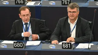 Europosłowie Mariusz Kamiński i Maciej Wąsik. Fot. PAP/Radek Pietruszka