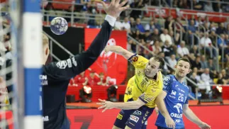 fot. PAP/Tomasz Wojtasik