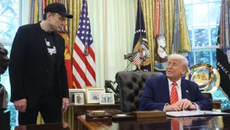 Elon Musk i Donald Trump. Fot. PAP/EPA/FRANCIS CHUNG / POOL