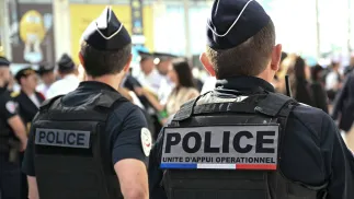 Francuska policja. Fot. EPA/MARTIN LELIEVRE / POOL