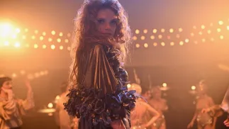  W legendarną gwiazdę estrady wciela się Sandra Drzymalska. Fot. mat. pras. 