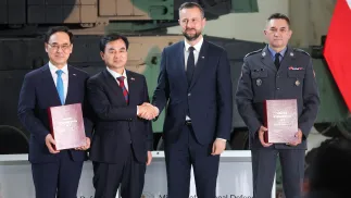 Umowa na pozyskanie kolejnych czołgów K2. Fot. PAP/Michał Meissner