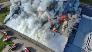 Śledztwo w sprawie pożaru prowadzi Prokuratura Rejonowa w Kartuzach. Fot. Komenda Główna Państwowej Straży Pożarnej