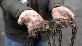 Łańcuch, zdjęcie ilustracyjne, fot. PAP/Darek Delmanowicz