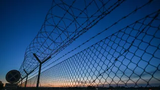 Teren lotniska, zdjęcie ilustracyjne, fot. PAP/Darek Delmanowicz