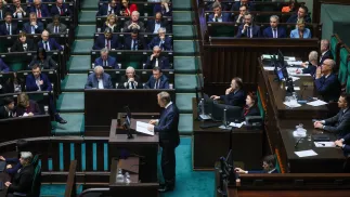 Posłowie na sali obrad Sejmu. Fot. PAP/Leszek Szymański