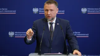 Szef MSWiA Marcin Kierwiński na konferencji prasowej w siedzibie Ministerstwa Spraw Wewnętrzych i Administracji w Warszawie. Fot. PAP/Paweł Supernak