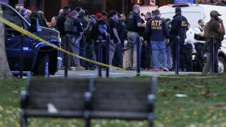 Służby na miejscu strzelaniny, Fot. EPA/WILL OLIVER 