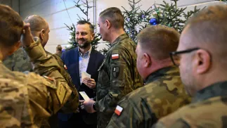 Władysław Kosiniak-Kamysz podczas świątecznego spotkania z żołnierzami. Fot. PAP/	PAP/Darek Delmanowicz