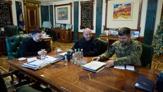 Подробный доклад Рустема Умерова и Андрея Игнатова по результатам встреч с американской командой. Fot. Facebook/Володимир Зеленський 