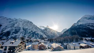 Saas-Fee Fot. Adobe Stock/blubber.li