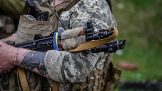 Український військовий, фотоілюстрація Fot. PAP/Vladyslav Karpovych 