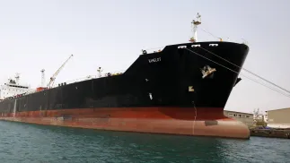 Танкер в порту Йемена. Fot. PAP/EPA/YAHYA ARHAB (фотоиллюстрация)