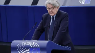 Były komisarz UE Thierry Breton. Fot. EPA/RONALD WITTEK