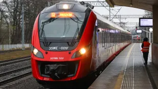 Stacja Pruszków. Kolej Miejska, SKM. Fot. PAP/ Albert Zawada