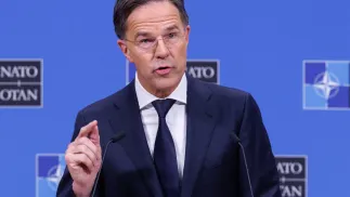 Rutte: w przyszłym roku znowu będziemy potrzebować dużo pieniędzy. Fot. PAP/EPA/	OLIVIER MATTHYS