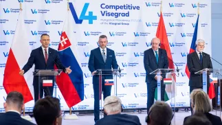 Prezydent Karol Nawrocki, prezydent Słowacji Peter Pellegrini, prezydent Węgier Tamas Sulyok i prezydent Czech Petr Pavel. Fot. PAP/Leszek Szymański