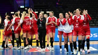 Reprezentacja piłkarek ręcznych. Fot. PAP/Marcin Bielecki