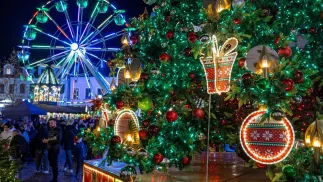 Jarmark świąteczny. Zdjęcie ilustracyjne. Fot. PAP/Darek Delmanowicz