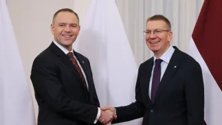 Кароль Навроцкий и Эдгарс Ринкевичс. Fot. PAP/Paweł Supernak