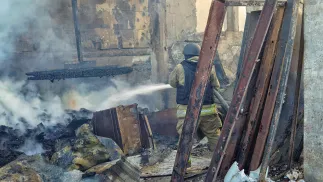 Zniszczenia po ataku na Ukrainę. Fot. PAP/Alena Solomonova