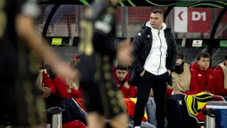 Trener Jagiellonii Adrian Siemieniec. Fot. PAP/EPA/KOEN VAN WEEL