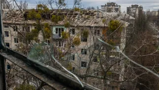 Война в Украине. Киев. Разрушения после российских обстрелов. Fot. PAP/Vladyslav Musiienko