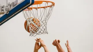 Andrzej Nowak: uroku dodają też efektowne wsady do kosza, kiedyś tego nie było. Fot. Adobe Stock/ Marek