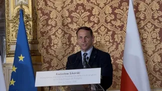 Радослав Сикорский во время визита в Париж. Fot. X@MSZ_RP