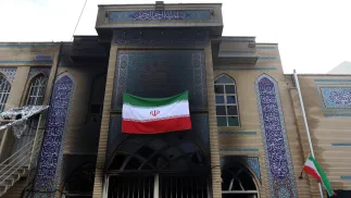 Zniszczenia podczas protestów w Teheranie. Fot. PAP/EPA/ABEDIN TAHERKENAREH