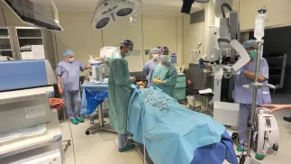 Operacja (zdjęcie ilustracyjne). Fot. PAP/Piotr Kowala