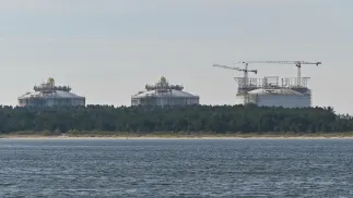 Terminal LNG im. Prezydenta Lecha Kaczyńskiego w Świnoujściu. Fot. PAP/	Marcin Bielecki