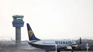 Samolot Ryanair, fot. PAP/EPA/ADAM VAUGHAN