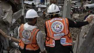 Służby ratunkowe w Strefie Gazy. Zdj. Ilustracyjne. Fot. PAP/EPA/HAITHAM IMAD