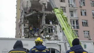 Atak Rosji na Ukrainę. Fot. EPA/SERGEY DOLZHENKO