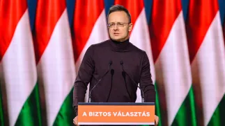 Петер Сіярто. Fot. PAP/EPA/Robert Hegedus 