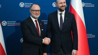 Wicepremier, minister obrony narodowej Władysław Kosiniak-Kamysz i minister obrony Łotwy Andris Spruds. Fot. PAP/Radek Pietruszka