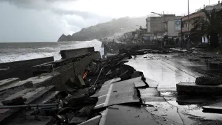 Zniszczenia na Sycylii, fot. PAP/EPA/ANSA/CARMELO IMBESI