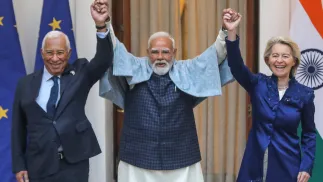 Szef Rady Europejskiej Antonio Costa, premier Indii Narendra Modi i szefowa KE Ursula von der Leyen,  Fot. PAP/EPA/RAJAT GUPTA