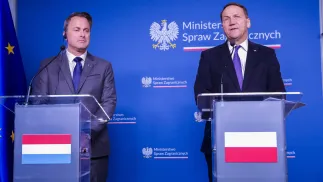 Ксав’є Беттель і Радослав Сікорський. Fot. PAP/Tomasz Gzell