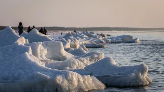 Mróz nad Bałtykiem na Litwie, fot. facebook.com/Meteo.lt  (Lietuvos hidrometeorologijos tarnyba)