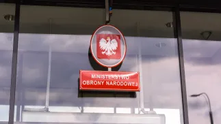 O zatrzymaniu swojego wieloletniego pracownika Ministerstwo Obrony Narodowej poinformowało we wtorek rano. Fot. adobe Stock/FOTOWAWA