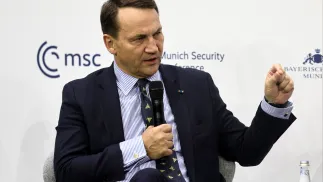 Minister Spraw Zagranicznych Polski Radosław Sikorski. Fot. EPA/RONALD WITTEK