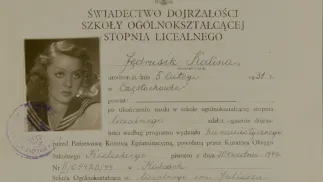 Świadectwo maturalne Kaliny Jędrusik. Fot. Archiwa Państwowe