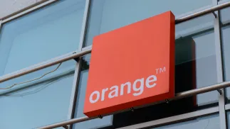 Salon sieci Orange.  Zdj. Ilustracyjne. Fot. PAP/Jakub Kaczmarczyk