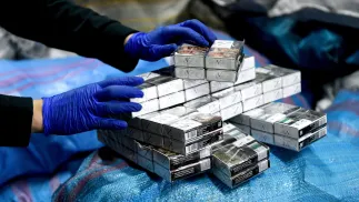 Przemyt papierosów (zdjęcie ilustracyjne). Fot. PAP/Darek Delmanowicz