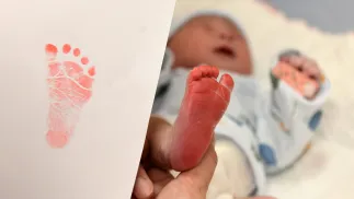 Noworodek - zdjęcie ilustracyjne Fot. PAP/EPA/XINHUA/Chen Qibao