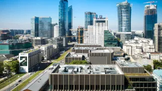 Wieżowce w Warszawie, fot. PAP/Albert Zawada