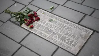 Tablica upamiętniająca Olofa Palmego Fot. PAP/EPA/VIKTORIA BANK