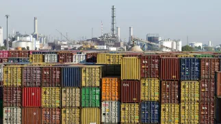 Контейнери в комерційному порту Рейн-Неккар у Мангеймі, Німеччина. Фотоілюстрація. Fot. PAP/EPA/RONALD WITTEK